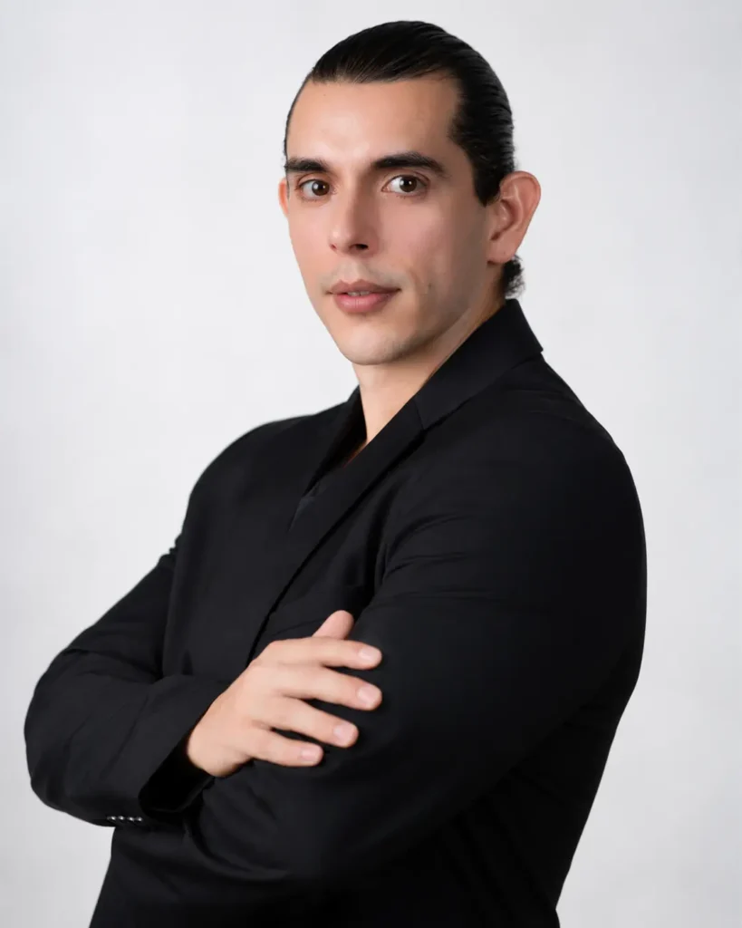 Arturo Soto - Director de operaciones